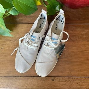 Toms Bota Boots Women’s size 10